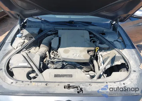 2015 Hyundai Genesis 3.8 from USA, damaged, VIN KMHGN4JE8FU075379